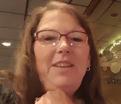 Sonia Coates's Instagram, Twitter & Facebook