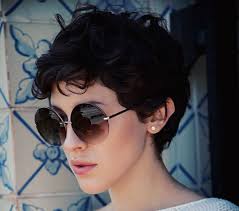 Pixie haircuts that hug the skull look great on some women, but not everyone. 15 Great Short Curly Hairstyles Youqueen