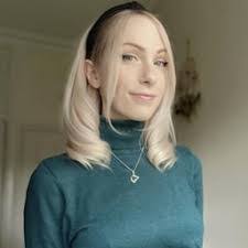 Robyn Harp's Instagram, Twitter & Facebook