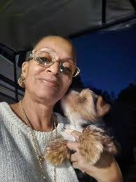 Chey Holmes's Instagram, Twitter & Facebook