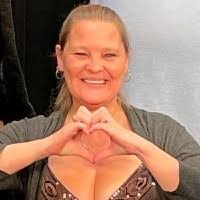 Tracey Coffey's Instagram, Twitter & Facebook