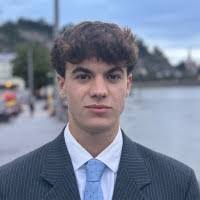 Albert Amon's Instagram, Twitter & Facebook