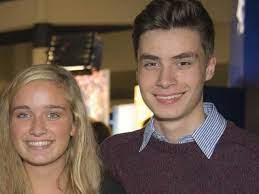 Jacques en julie vermeire hebben eerder al bewezen dat ze een super dansduo zijn, maar ook nu deelden vader en dochter alweer een pareltje. Kinderen Van Jacques Vermeire Doen Straffe Uitspraak Over Hun Vader Showbizz 24