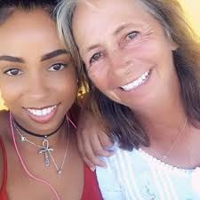 Hi, I've just been quoted $15 for a 1 mile journey from the hotel for a  taxi. Pretty expensive, is that normal?