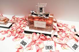 Dior For Love Miss Dior X Rouge Dior Party Samantha Mariko Miss Dior Dior Dior Perfume