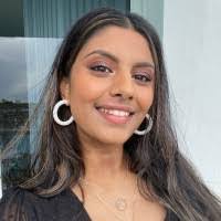 Jennifer Cusick's Instagram, Twitter & Facebook