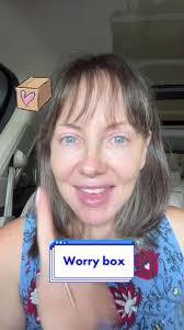 Lori Rogerson's Instagram, Twitter & Facebook