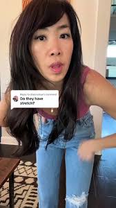 Replying to @shannamae no stretch, but they have some give so they loosen a  tad throughout the day, but not by much. Hope this helps! #straightlegjeans  #90sjeans #jeans #tiktokjeans