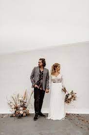 I create everlasting wedding photography under the name of @happytogether_photodocumentary. Everlasting Wedding Photography Snaps Nab Exciting Advice From The Photo Excerpt Winter Wedding Inspiration Winter Wedding Professional Wedding Photography