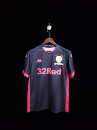 The soft fabric keeps you dry from the stadium to the street. China 20 21 Leeds United Football Jersey Soccer Jersey Kit Shirts China Football Jersey And 2021 Netherland Jersey Price