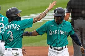 We may earn a commission through links on our site. Mariners Kyle Lewis Continues Multi Hit Streak In Home Opener Tacoma News Tribune