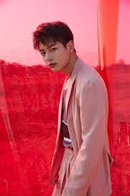 This is a compilation of choi minho's live(except one) singing voice including 2016 and 2017.credit to all the videos go to their owners, . Shinee Minho Thestoryoflight Shinee Minho Shinee Minho