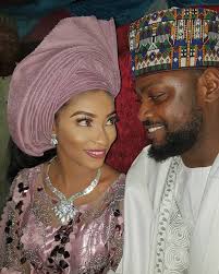 A list of over 150000 free live stream. Bbc News Hausa On Twitter Adam Zango Tare Da Sabuwar Amaryarsa Safiyya Wadda Aka Daura Musu Aure Ranar Juma A
