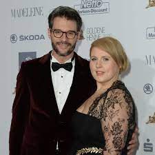 Als zweitjüngstes kind der familie geriet sie schnell in den fokus und kristallisierte sich. Maite Kelly Ex Gatte Florent Raimond Hat Neue Liebe Und Aussert Sich Jetzt Offentlich Stars