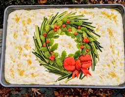 Christmas Wreath Made From Zucchini And Ball Peppers In 2020 Christmas Party Food Christmas Food Gifts Food Garnishes