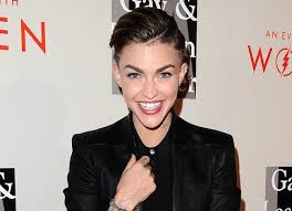 But with her latest mane change, she has taken things to a whole new level! Ruby Rose Hair Hairstyle Haircut Hair Color Trendy Celeb