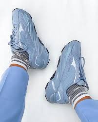 A rubber wrap along the midsole of the foot provides support and abrasion resistance while reflective piping. Stockx Sneakers On Instagram No Scrubs Sallyssneakers Sneakers Nike Fashion Sneakers Hype Shoes