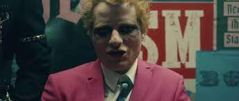 Fans who have been listening to ed for years will notice straight away that 'bad habits' is a tad different to his usual acoustic sound. Eeoxpjx9vebosm