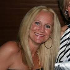 Shannon Burnett's Instagram, Twitter & Facebook