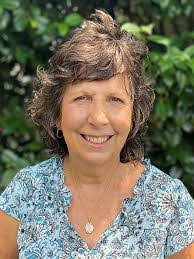 Heidi Aldrich's Instagram, Twitter & Facebook