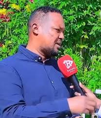 NINKAA RIYADIISA YAAN LA DHAYALSAN MANAAM BUU KU ARKAYE