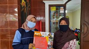Darah kerap dibutuhkan oleh orang yang mengalami luka berat atau menderita penyakit tertentu. Mahasiswa Kkn Uin Walisongo Edukasi Donor Darah Pada Masa Pandemi Di Mijen Tribun Jateng