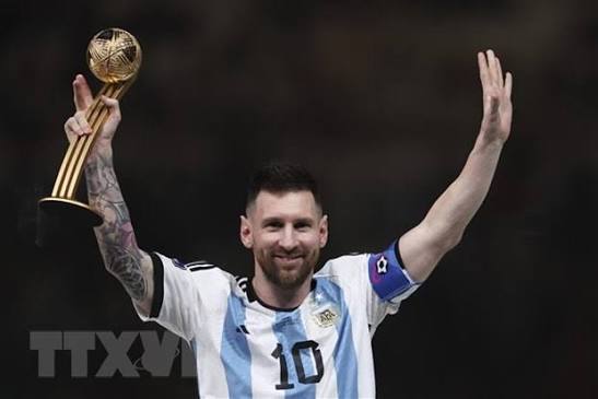 Lionel Messi giành giải "Cầu thủ xuất sắc nhất năm" tại FIFA The Best - Báo Hưng Yên điện tử