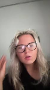 Lilly Reeves's Instagram, Twitter & Facebook