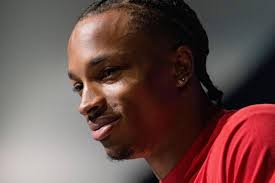 Michael Robinson (@DoriansDAD)