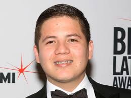 ∙ at 2015's premios juventud awards ceremony, valenzuela was. Remmy Valenzuela Bio Age Girlfriend Networth Height Salary