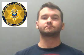 Cop allegedly kills 7 dogs during animal welfare check at home while family  out to dinner