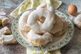 Porta dell'acqua ad ebollizione e buttaci i taralli, pochi alla volta. Taralli Fatti In Casa La Ricetta Fragrante E Tradizionale