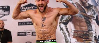 Boxing legend meets mma legend when oscar de la hoya fights former ufc champion vitor belfort in an. Qfe5ppyojz Cwm