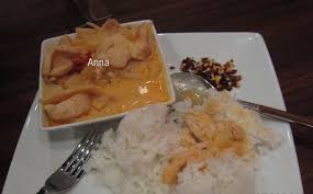 Makanan Pertama Curryhuhn Mit Kokonosmilch Makanan Kedua Salat Khas Thailand Tak Pernah Habis Mengulik Soal Makanan Terutama Masakan Asing Di Lua Kokosmilch