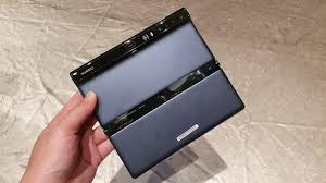 Huawei mate x (foldable) was launched in november 2019 with the price of myr 5,524 in malaysia. Huawei Mate Xs Hands On Small Upgrades Big Absence