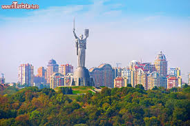Киев сегодня | kiev today. La Statua Della Madre Patria A Kiev Ucraina Foto Kiev