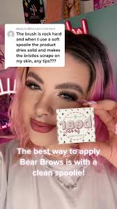 Spoolie Cleaning Tips for Fluffy Brows