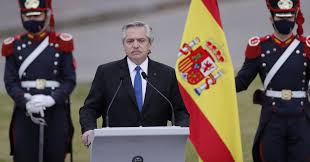 Sharing the bulk of the southern cone with its neighbor chile to the west, the country is also bordered by bolivia and paraguay to the north, brazil to the northeast. Argentine President Offends With Comment Brazilians Emerged From The Jungle The New York Times