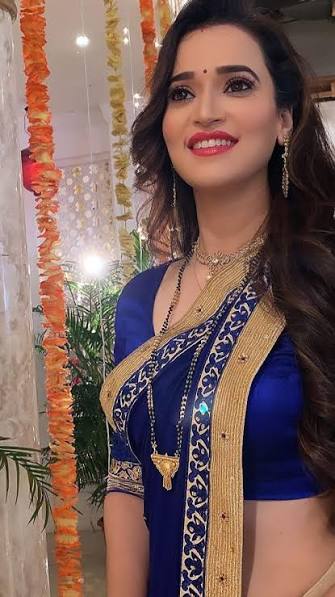 Jiya - My gorgeous Queen @jiyachauhan22_official 💕 #india #indian #delhi  #jiyachauhan #mumbai #crimepatrol #actress #actresshot #bollywoodhot  #bollywood #pakistan #bangladesh #goodafternoon #selfie #queen #beauty  #gorgeous #blessed #love #tbh ...