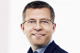 Čipy v mozku? To je jen show. Hlavně ho trénujte, ať nezakrní