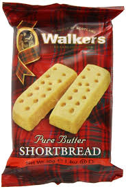 Seit über 100 jahren wird in aberlour, einem idyllischen städtchen im walkers shortbread hat eine vielzahl an gebäckspezialitäten im sortiment. Buy Walkers Shortbread Fingers Scottish Shortbread 150g In Cheap Price On Alibaba Com