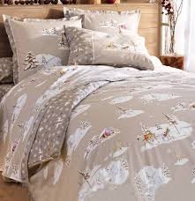 Sur ce sentiment inconnu dont l'ennui, la douceur m'obsèdent, j'hésite à apposer le nom, le beau nom grave de tristesse. Linge De Lit Balade Feutree Linge De Lit Idees Pour La Maison Parure De Lit