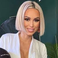 Cassie Cepeda's Instagram, Twitter & Facebook