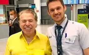 Jun 28, 2021 · a vida de silvio santos vai ganhar uma série biográfica nas mãos da star. Silvio Santos Retorna Das Ferias Nos Estados Unidos So Noticias