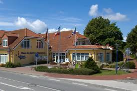 The facility provides the following services: Ostseeheilbad Graal Muritz Souvenirs