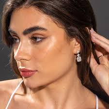 Lila Diamond Earrings
