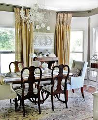 I'm starting with our dining room, because it's such a fun space to decorate. Fall Decorating Ideas For The Dining Room Thistlewood Farms