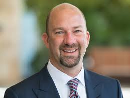 Wells Fargo Restaurant Lending Loses Bankers, Hemmed in by Asset Cap