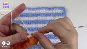 2 Sis Ile Lif Ve Bebek Battaniyesi Orgu Modeli Orgu Modelleri Bebek Orgu