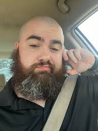 What are good places to meet people in their 30s in Kansas City?